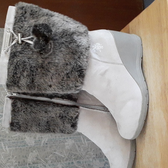 Size 11M U.S. Polo Fuzzy Zip Up Winter Wedge Fashion Boots - Picture 5 of 17